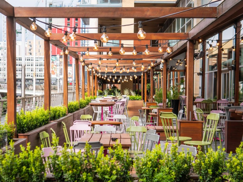 commercial_pic1-2 商業空間2